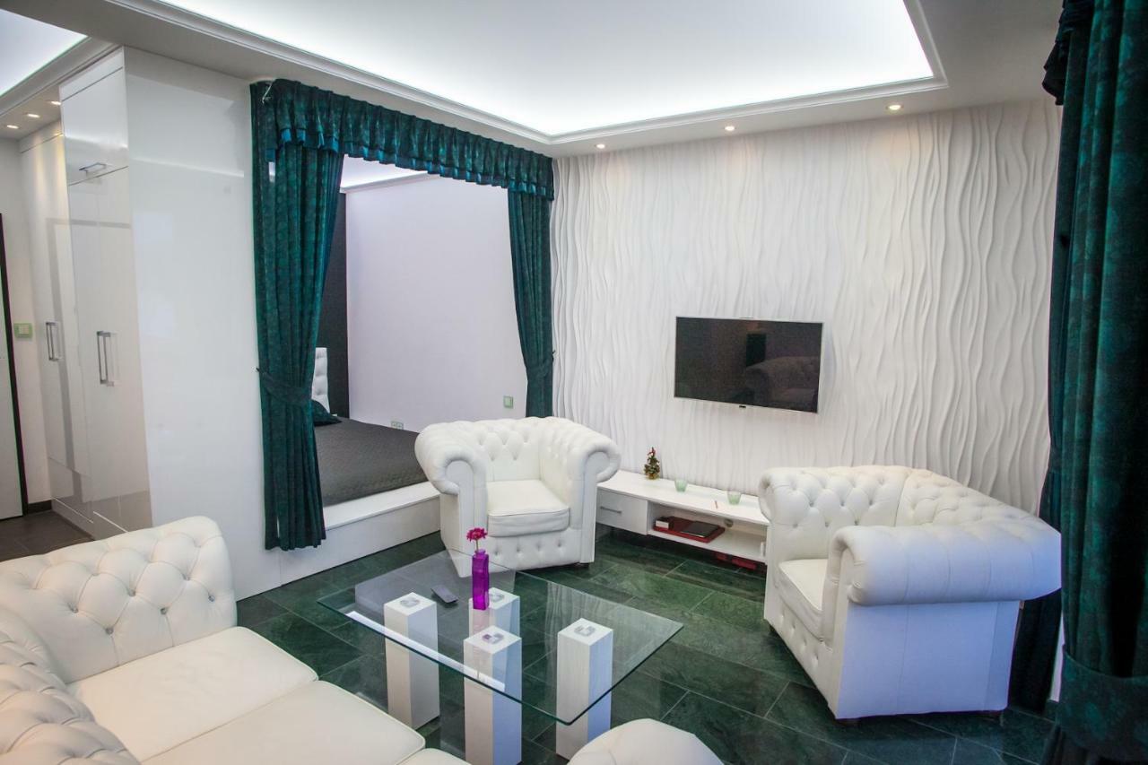 Royal Apartment In City Centre Сувалки Экстерьер фото